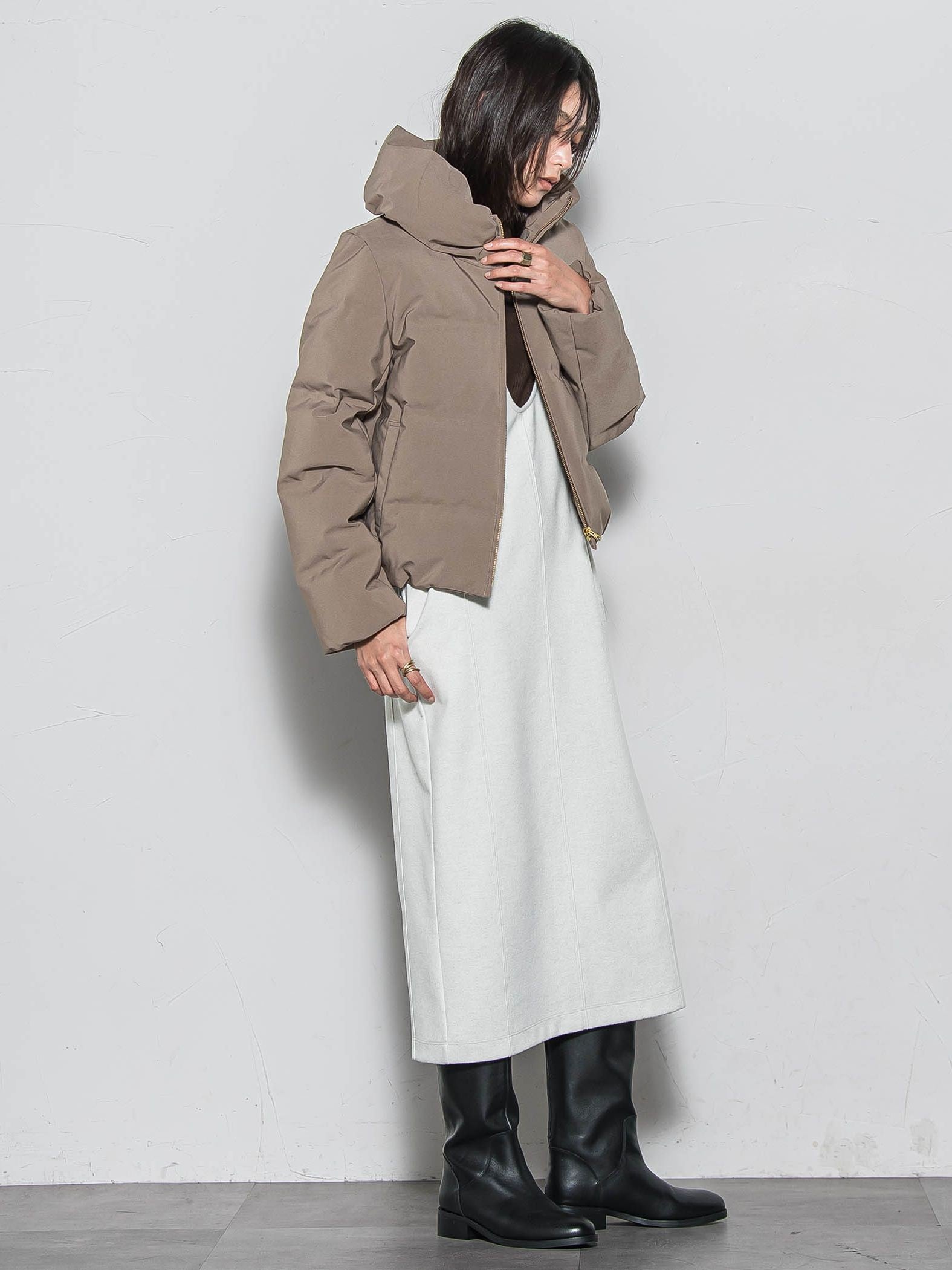 コンパクトシームレスダウンジャケット