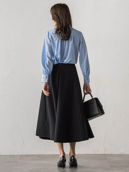 フェミニッシュデシンブラウス