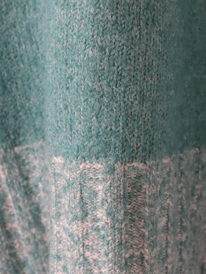 【WEB限定】”ふんわり配色の”もっちりハイネックニット