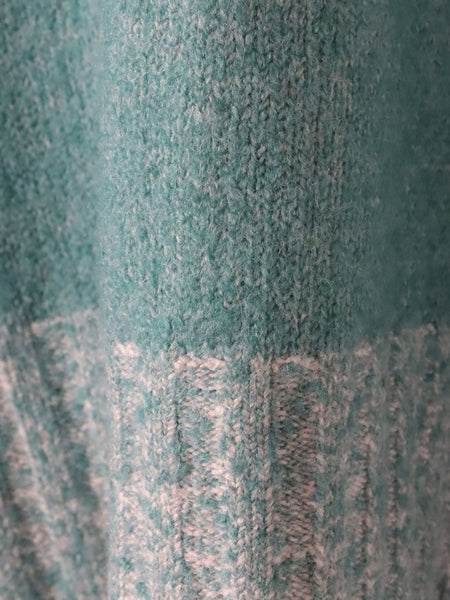 【WEB限定】”ふんわり配色の”もっちりハイネックニット