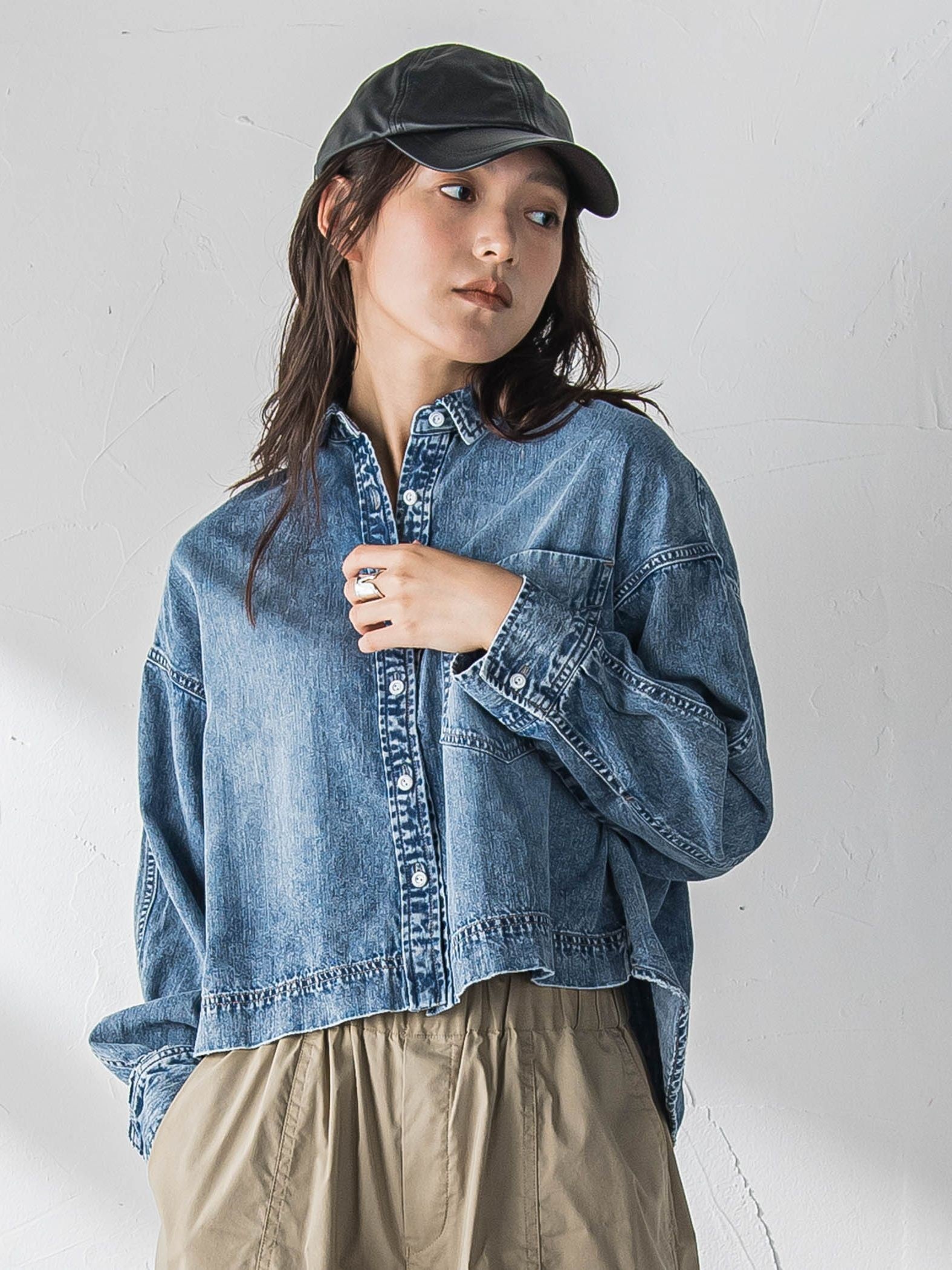 ラウンドヘムデニムクロップドシャツ