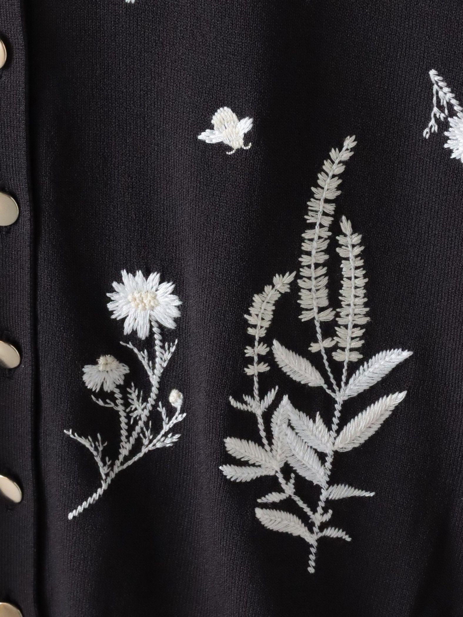 ハーブ刺繍カーディガン≪手洗い可能≫