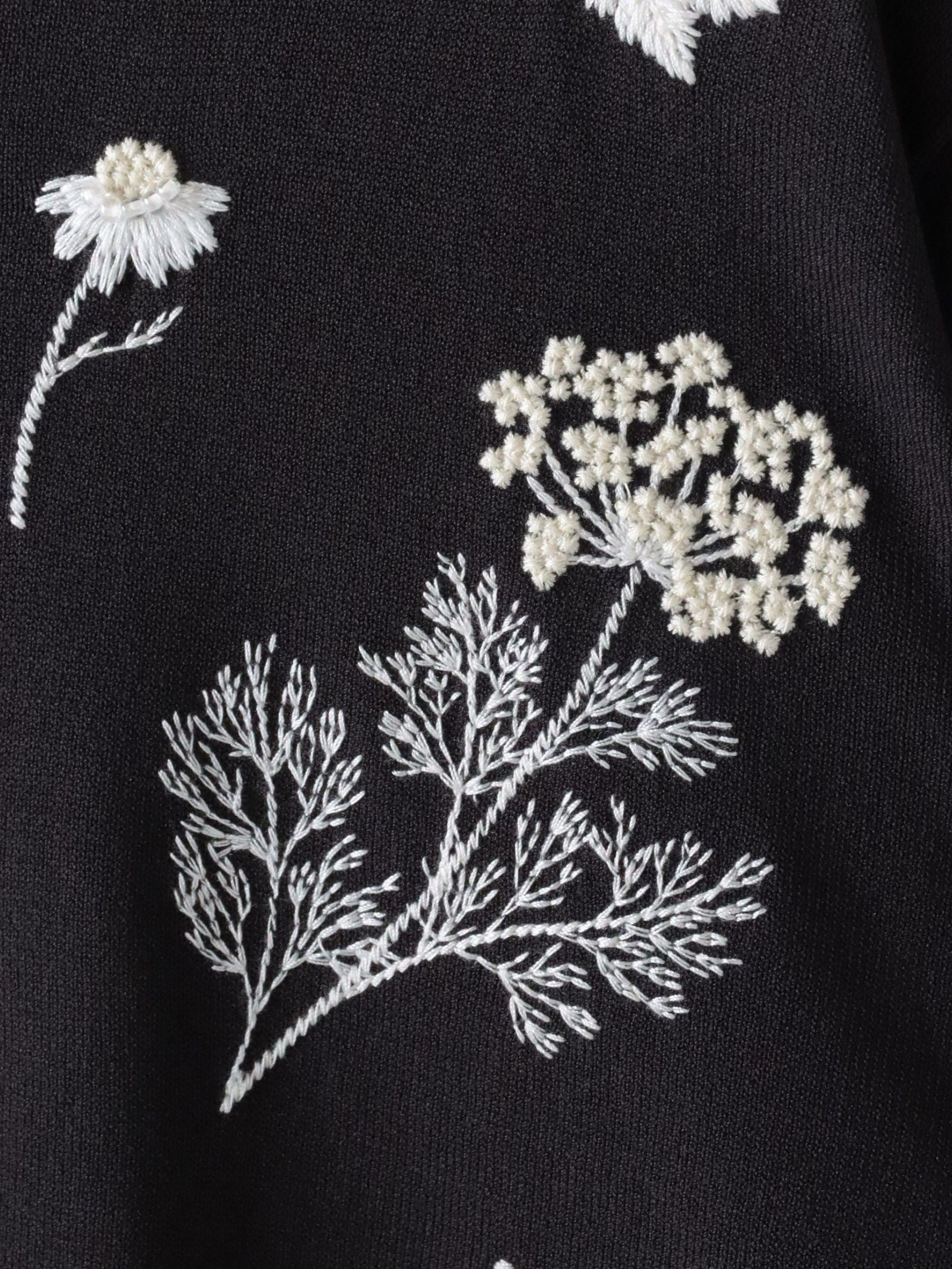 ハーブ刺繍カーディガン≪手洗い可能≫