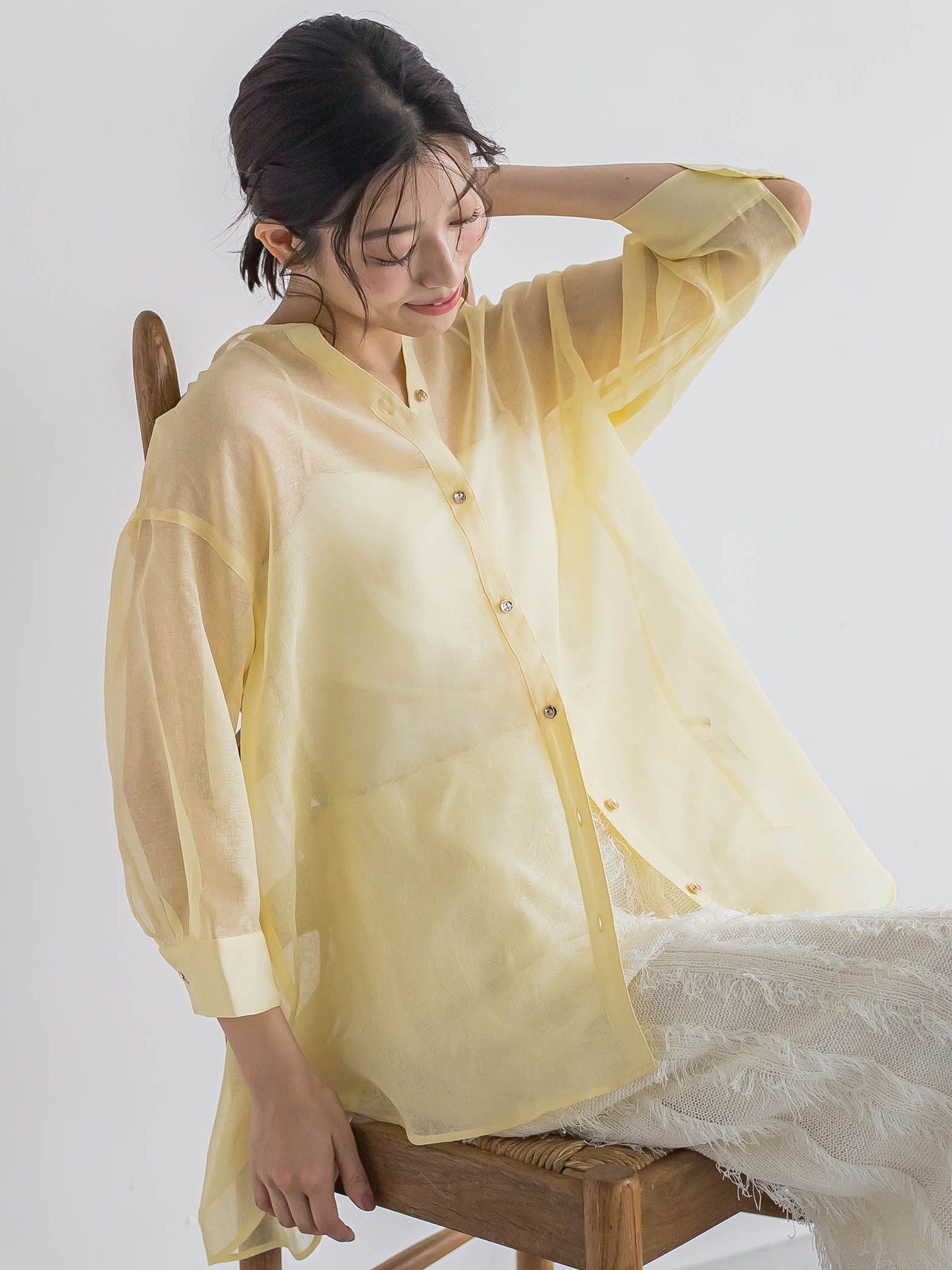 【WEB限定】シアーリネンライクBACKリボンシャツ≪手洗い可能≫