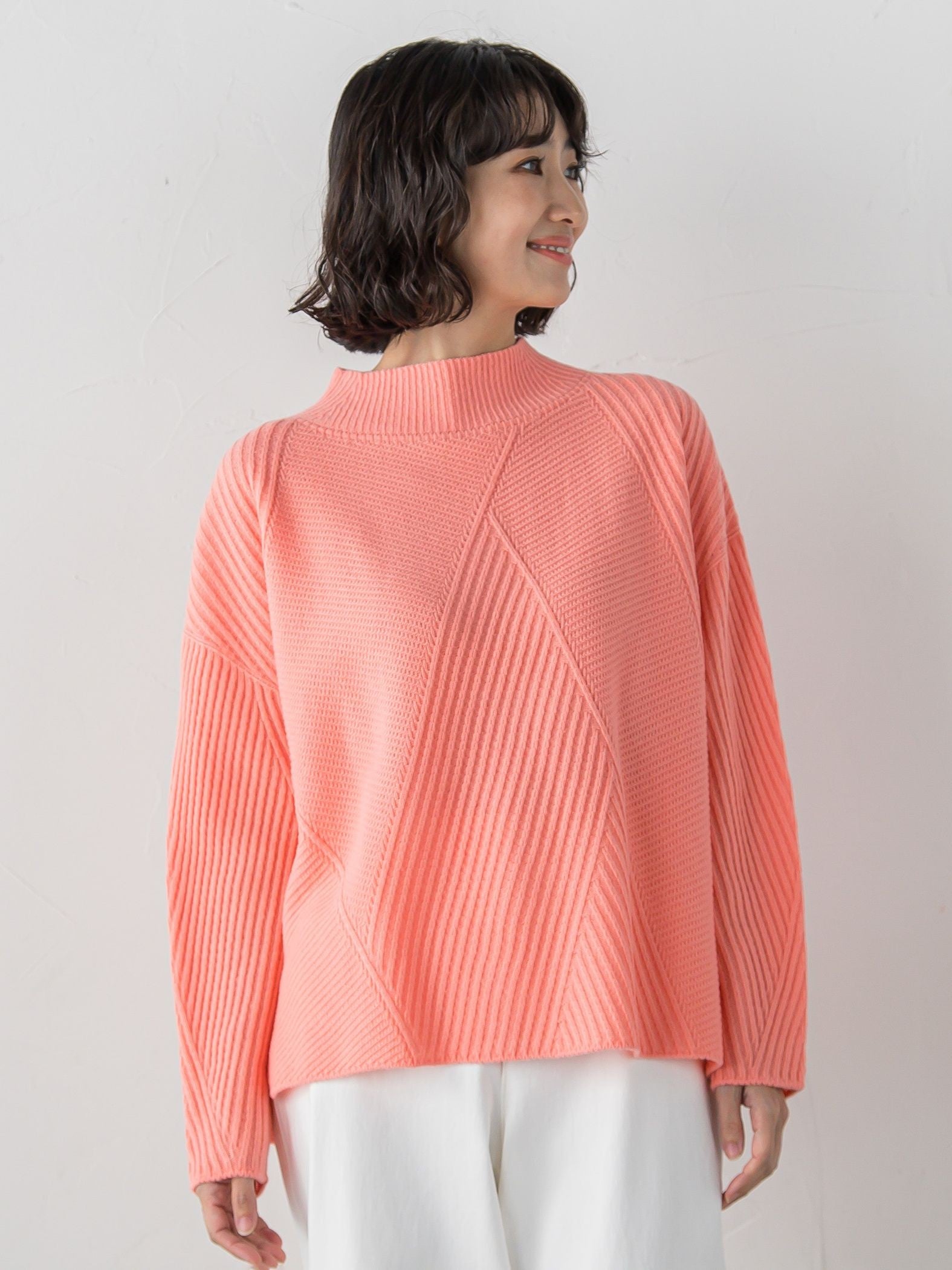 ヘリンボーンニット