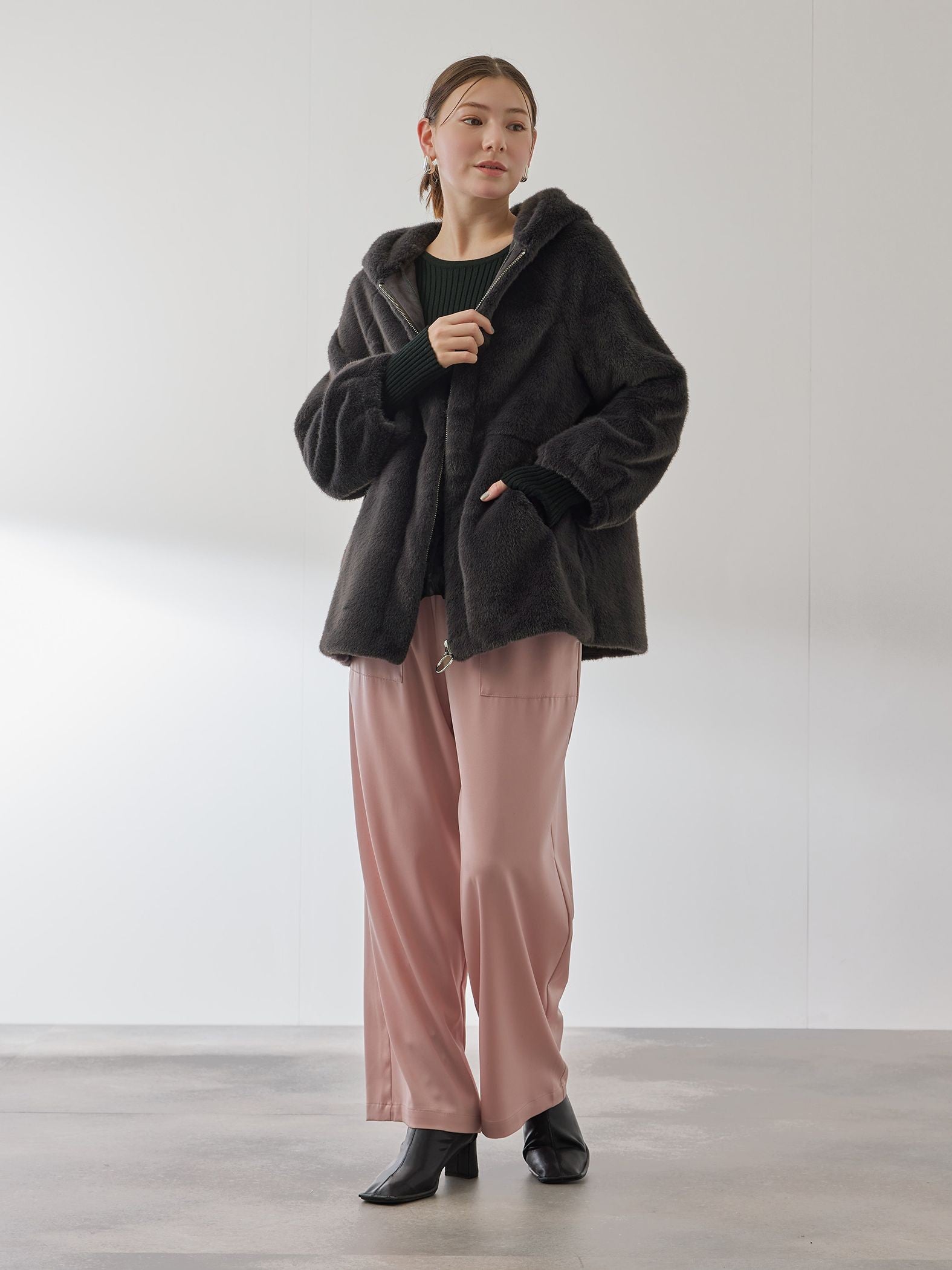 フェイクファーフーディショートコート≪手洗い可能≫