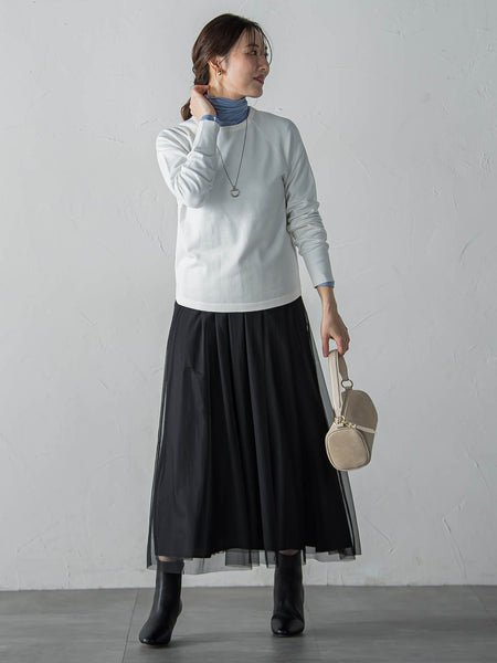 【WEB限定】吸湿発熱スムースタッチタートルカットソー