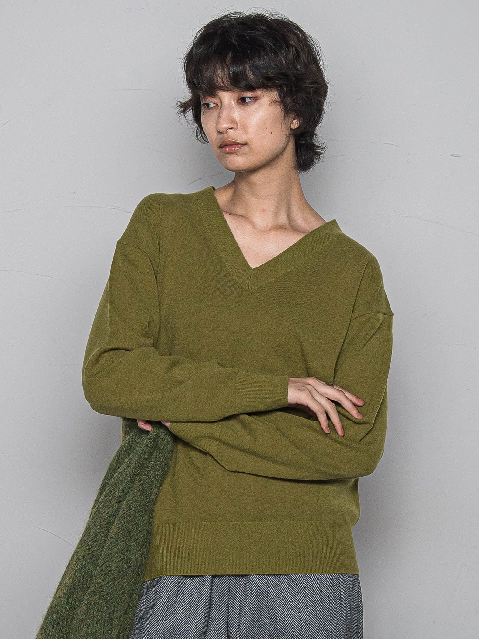 【ふわもち】Vネックニット≪洗濯機で洗える≫