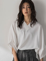 シャンブレーワイドスリーブVネックブラウス