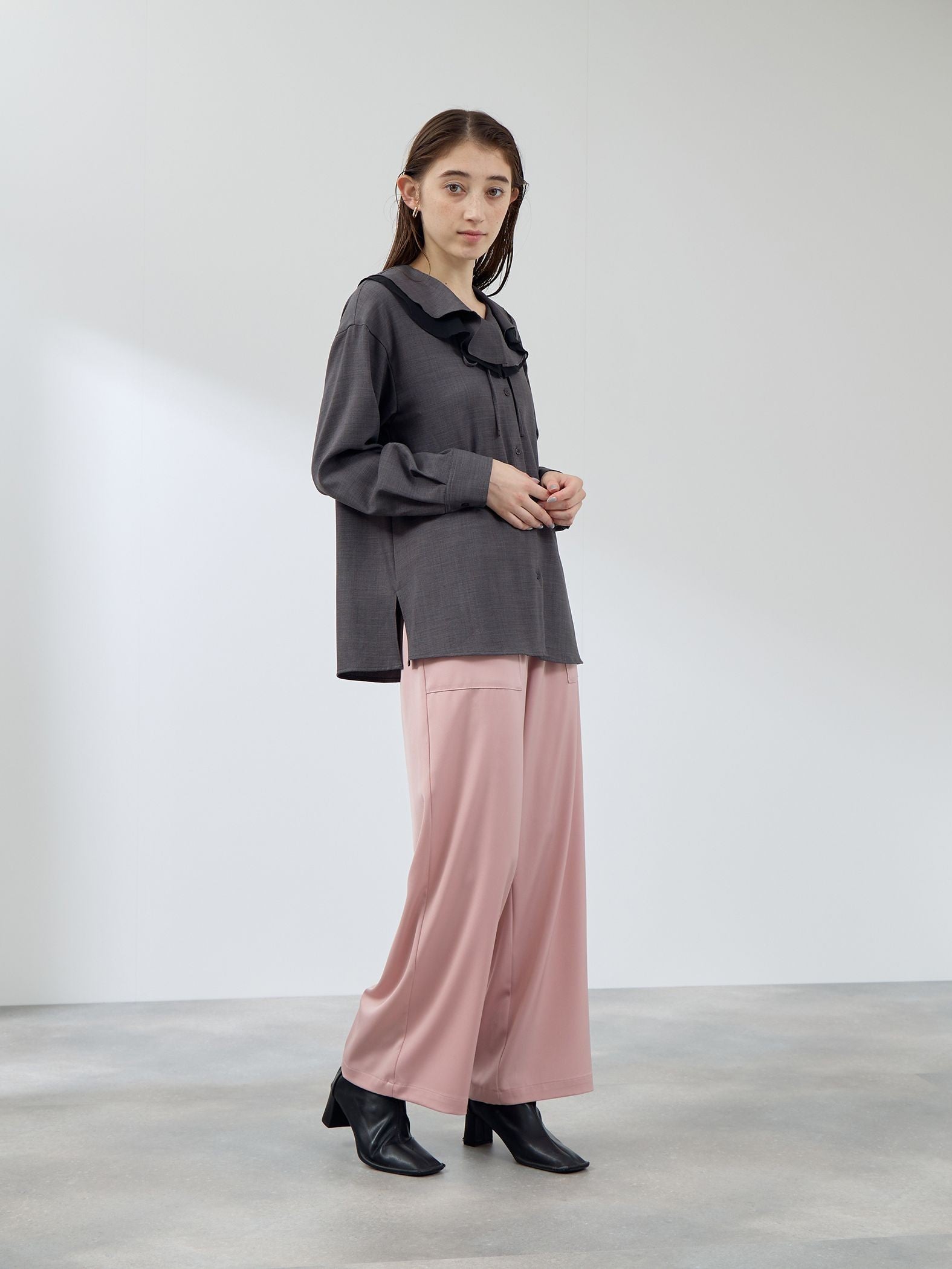 ナチュラルストレッチフレアカラーブラウス≪手洗い可能≫