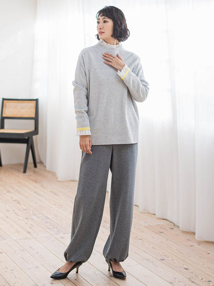 ネックフリルブラウス