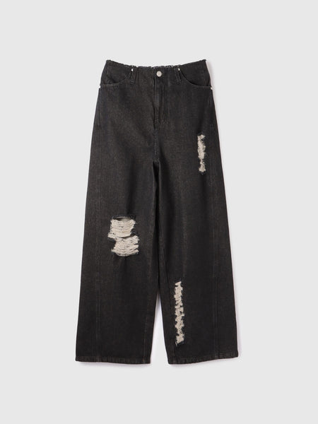 【大人の抜け感】デニムカットオフダメージパンツ