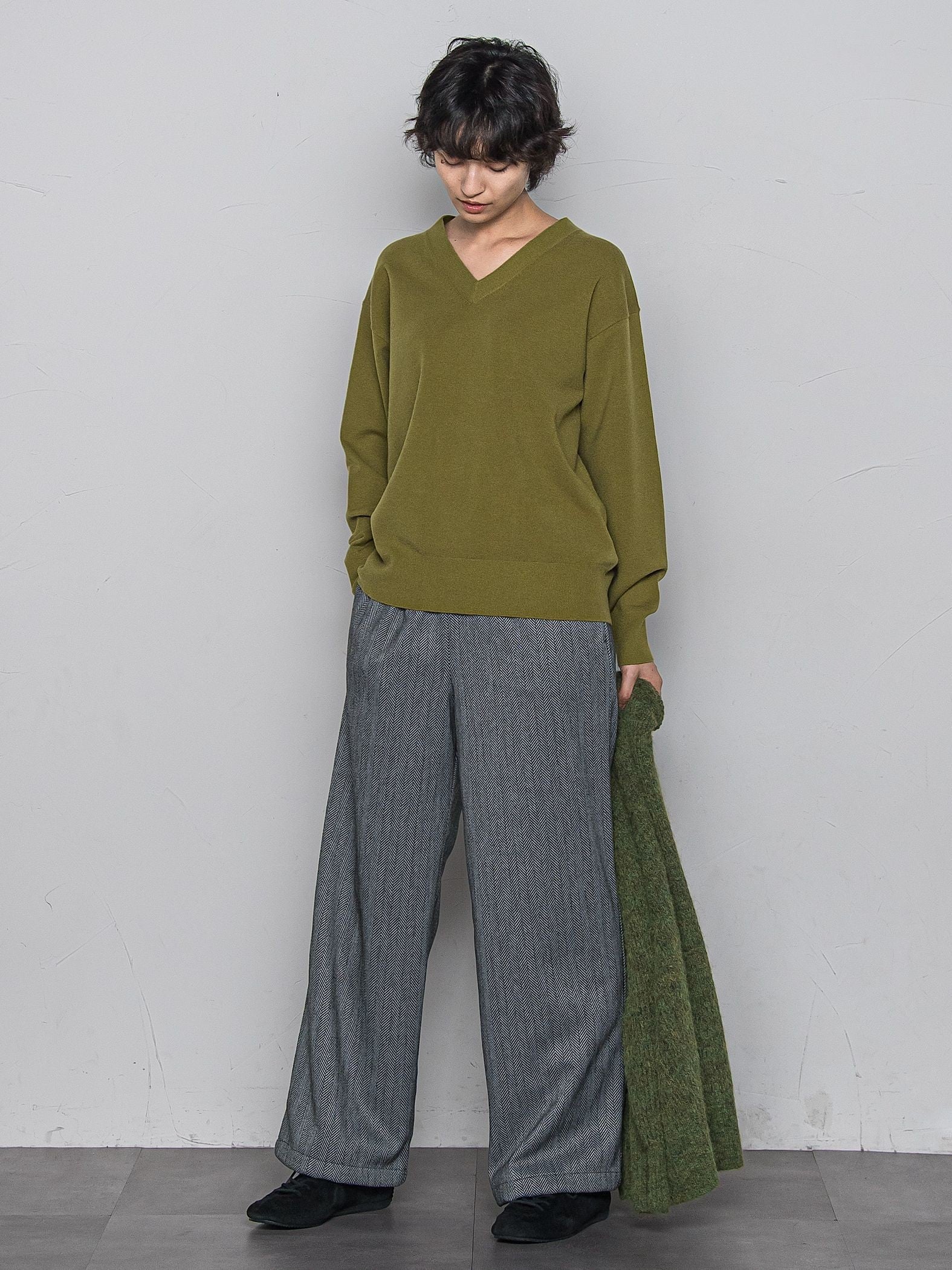 【ふわもち】Vネックニット≪洗濯機で洗える≫