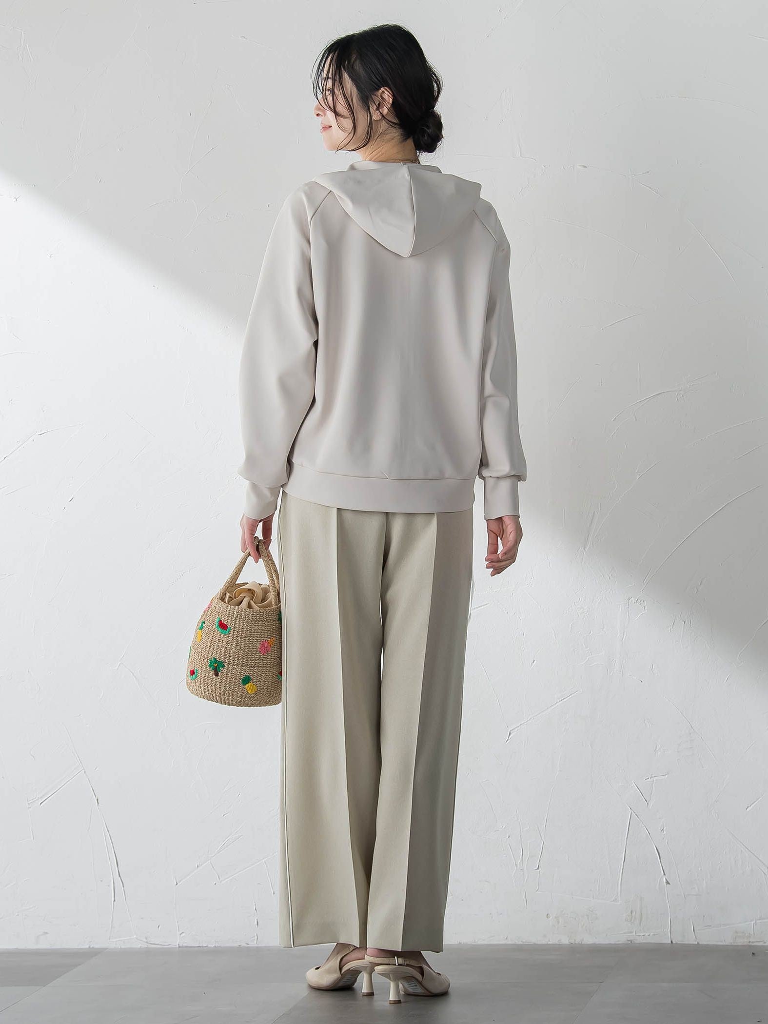 【WEB限定】≪真夏も活躍！≫サラっと快適 多機能ジップパーカー