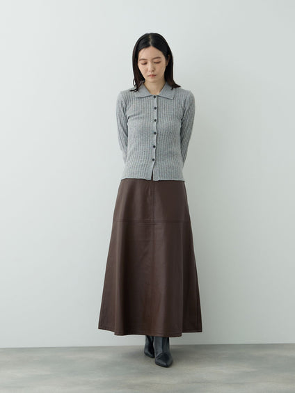 合成皮革Aラインスカート