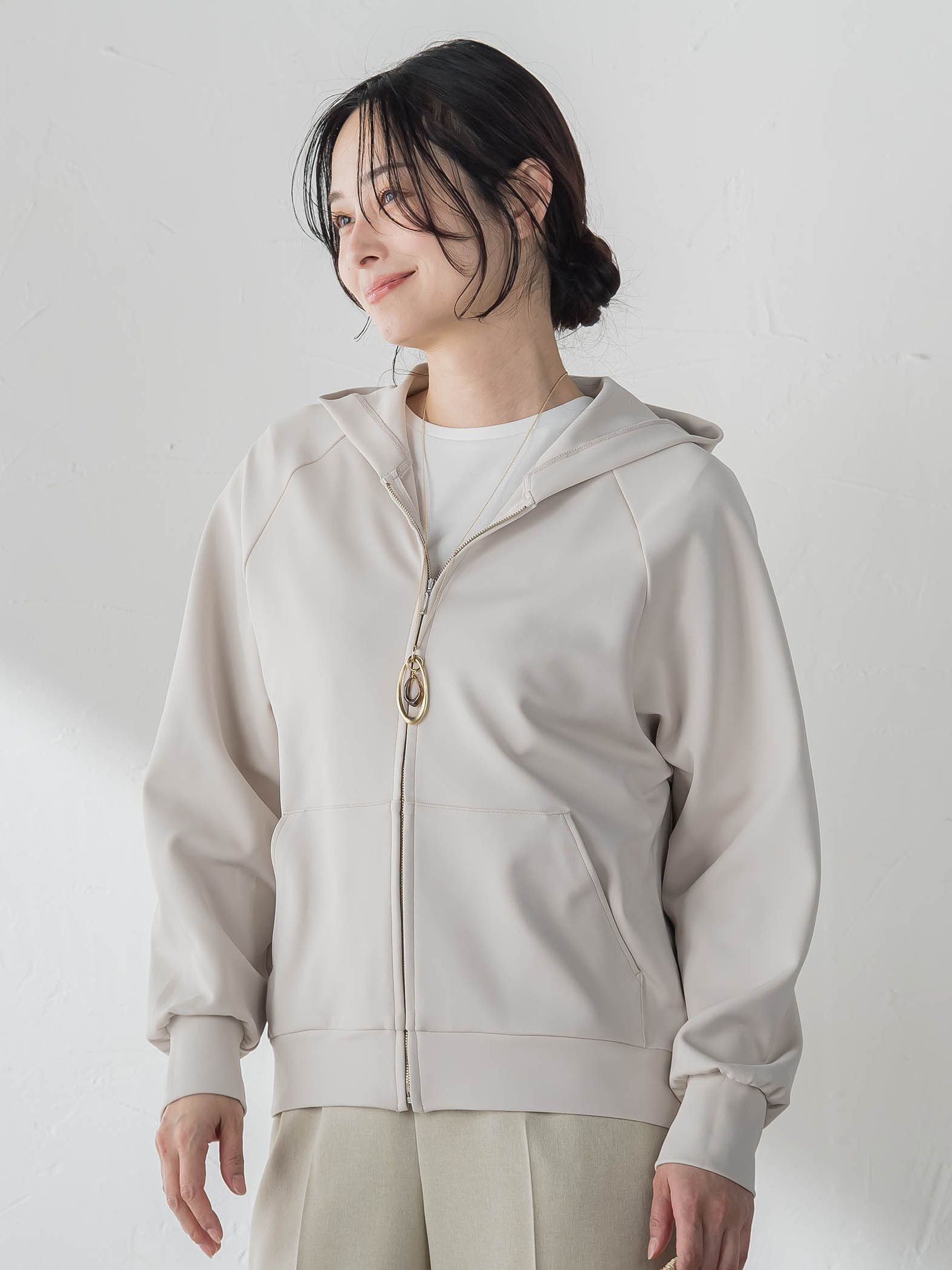 【WEB限定】≪真夏も活躍！≫サラっと快適 多機能ジップパーカー