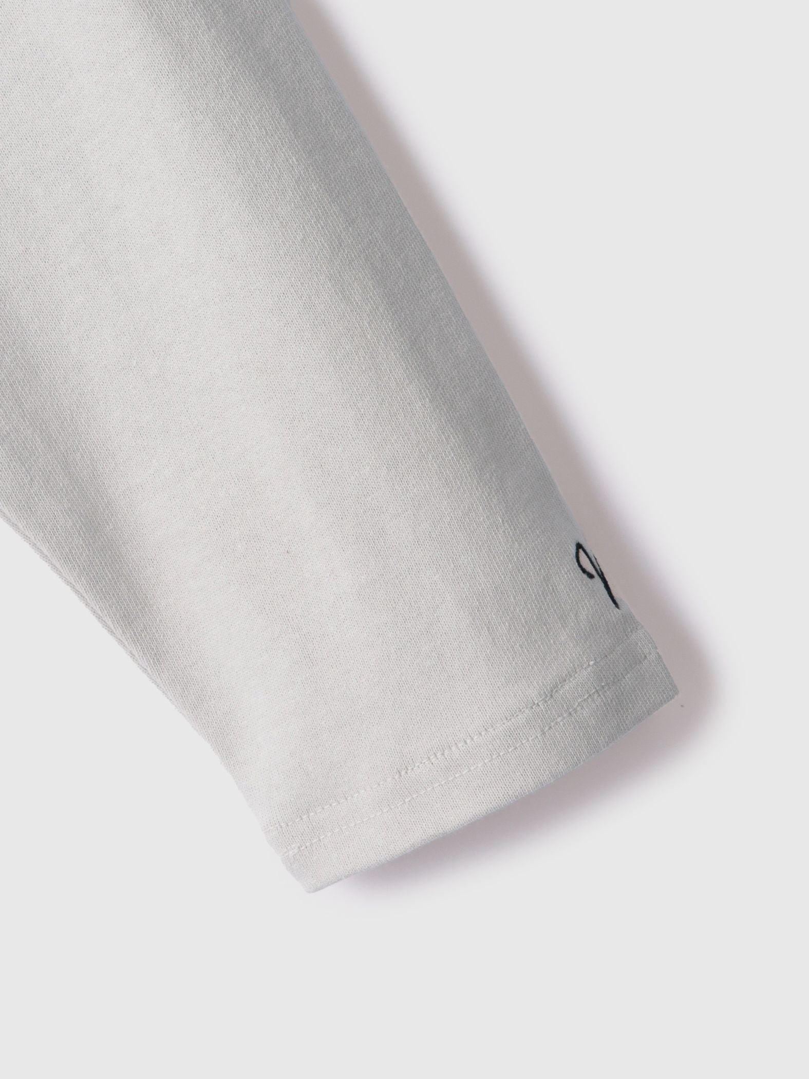 【シーズンレス】袖刺繍コットンプルオーバー