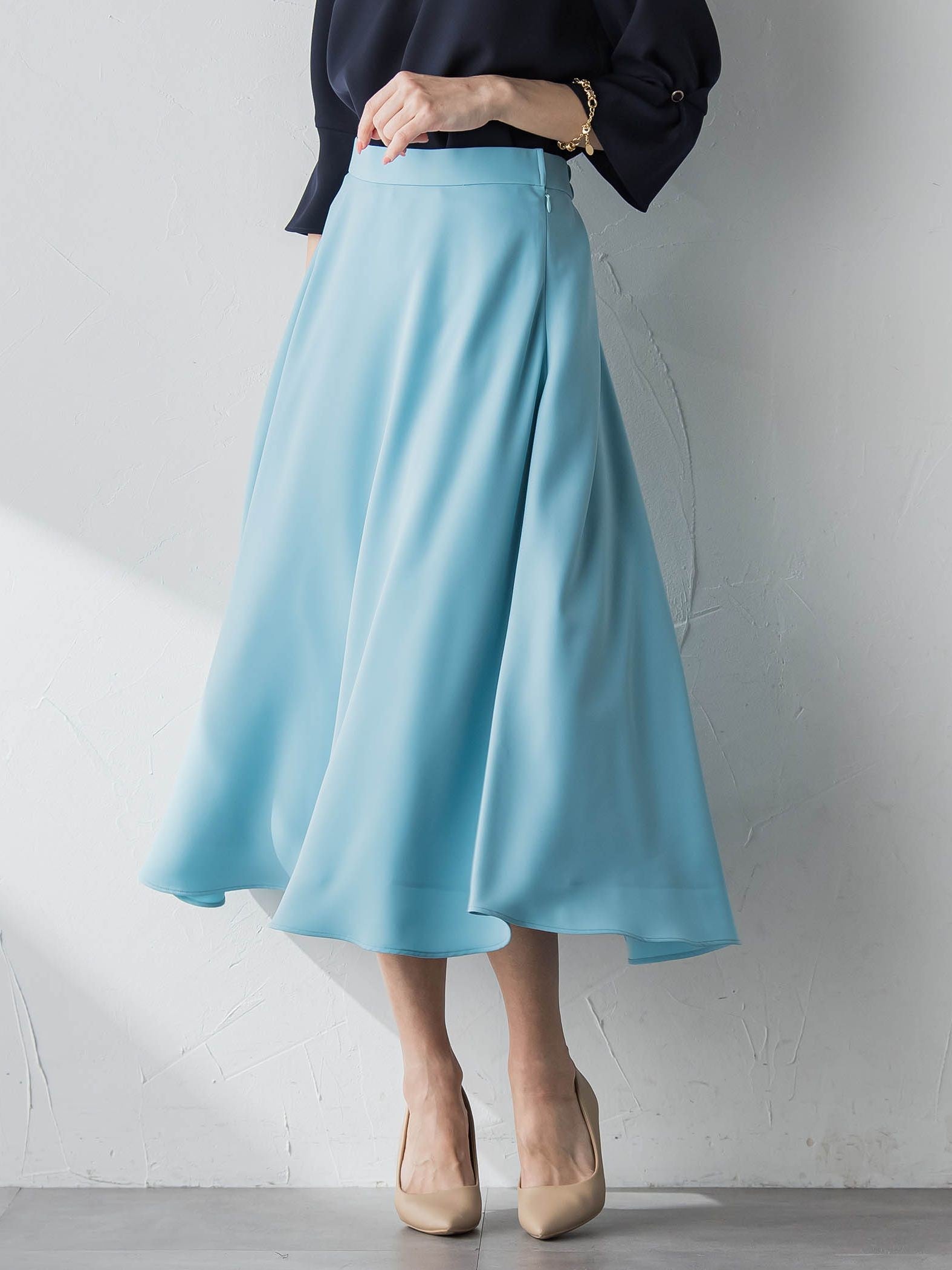 ダブルサテンスカート