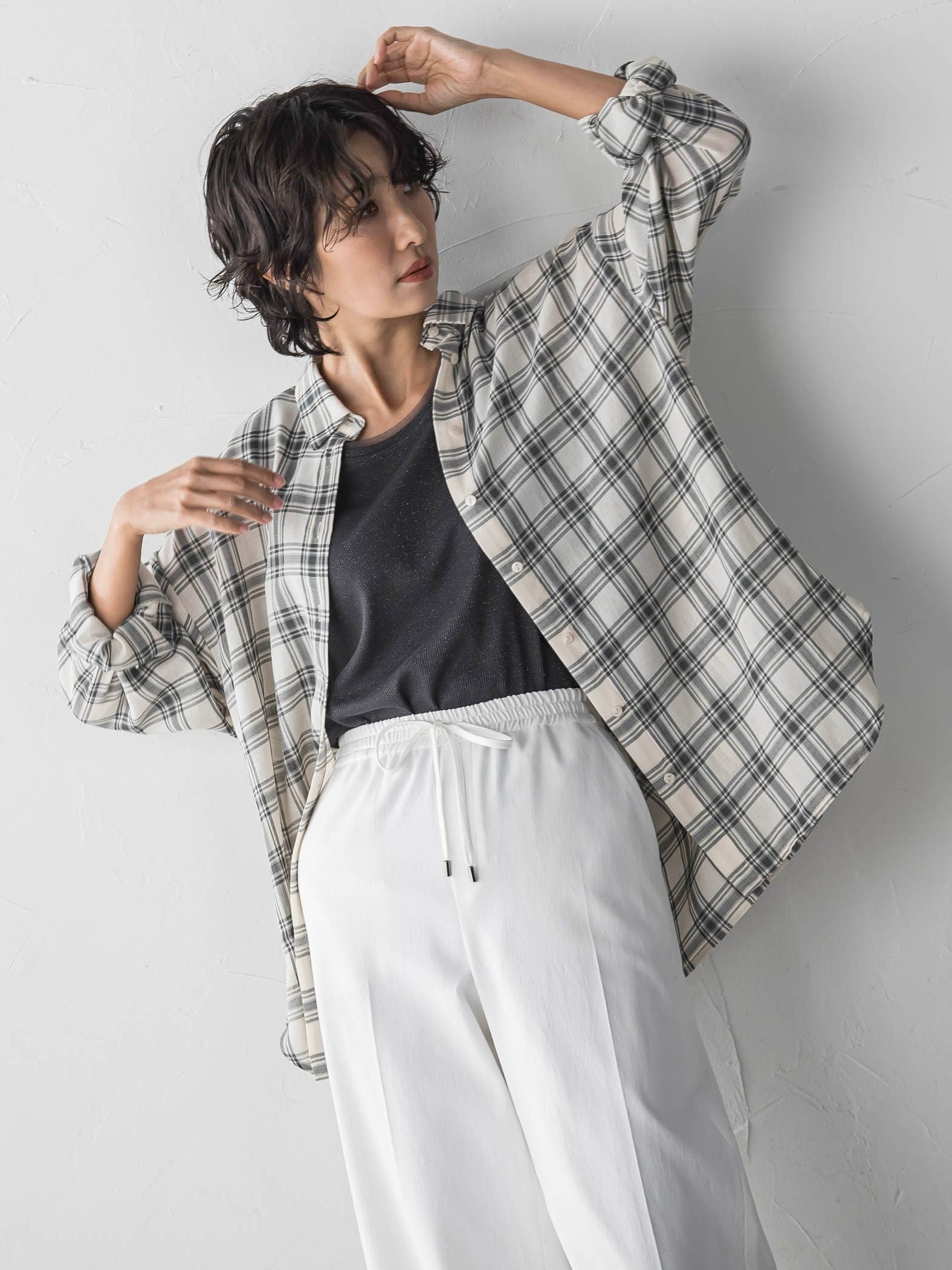 【WEB限定】“さっと着てオシャレ”シアーチェックシャツ