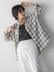 【WEB限定】“さっと着てオシャレ”シアーチェックシャツ