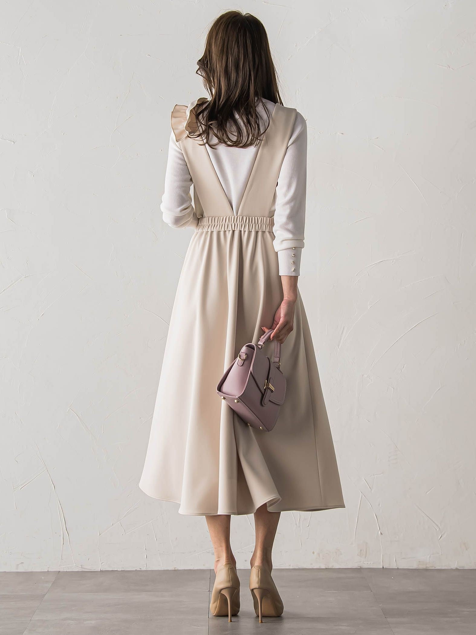 ダンボールフリルジャンパースカート