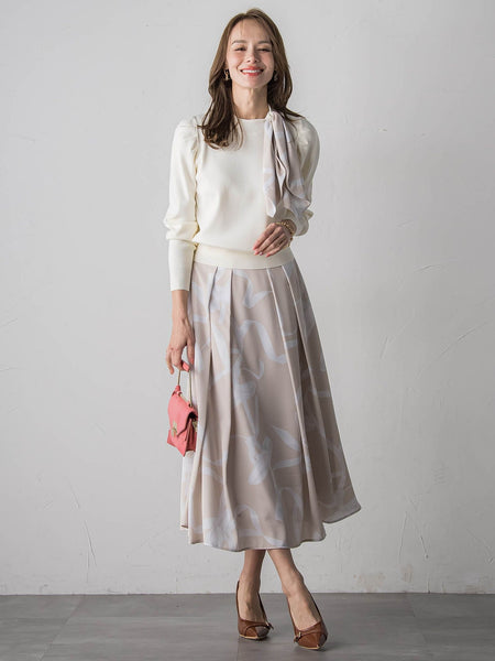 トゥシューズスカーフ付きニット