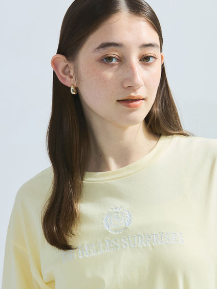 ツヤ刺繍Tシャツ≪洗濯機で洗える≫
