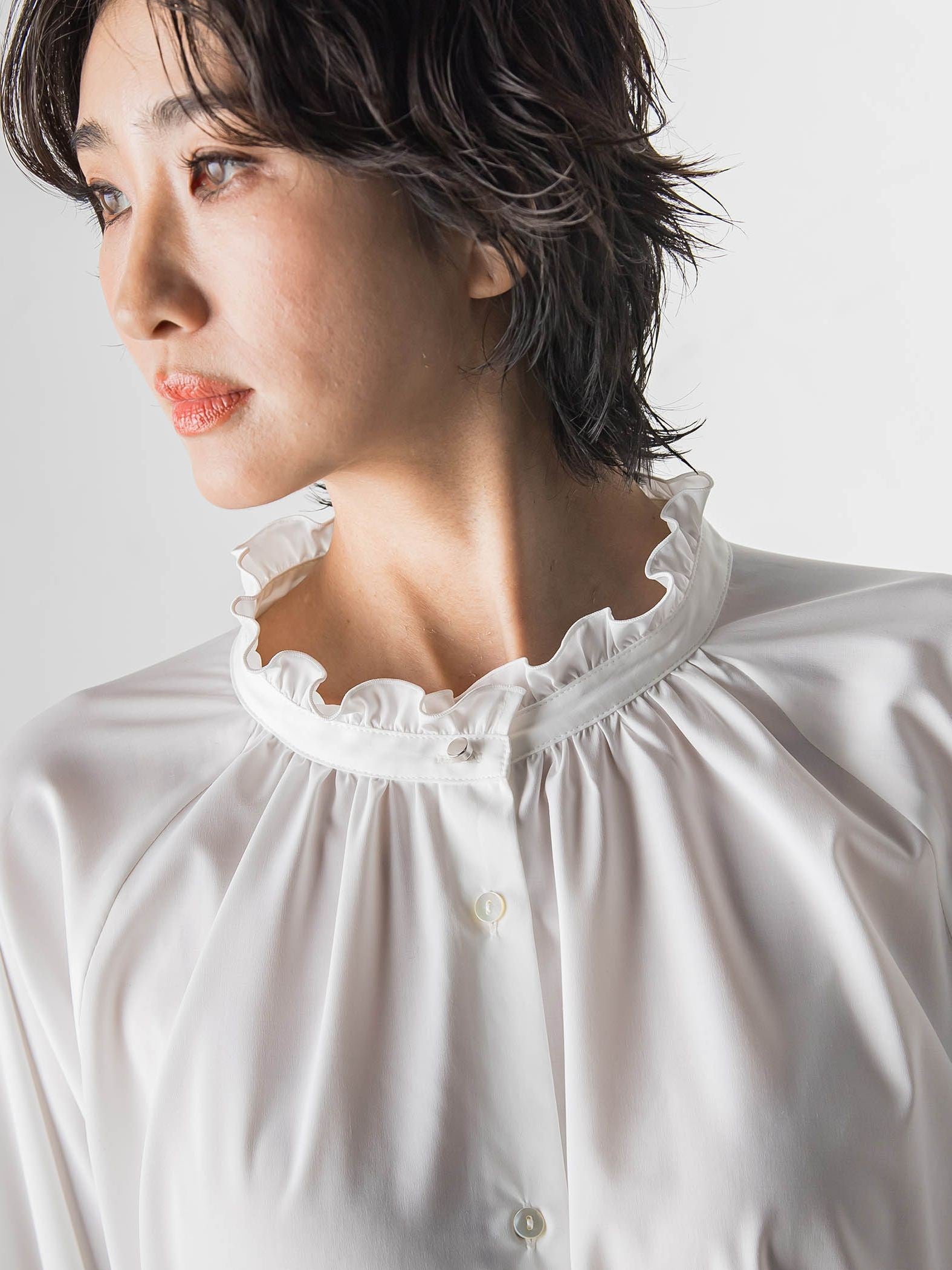 ドレープブロードストレッチブラウス