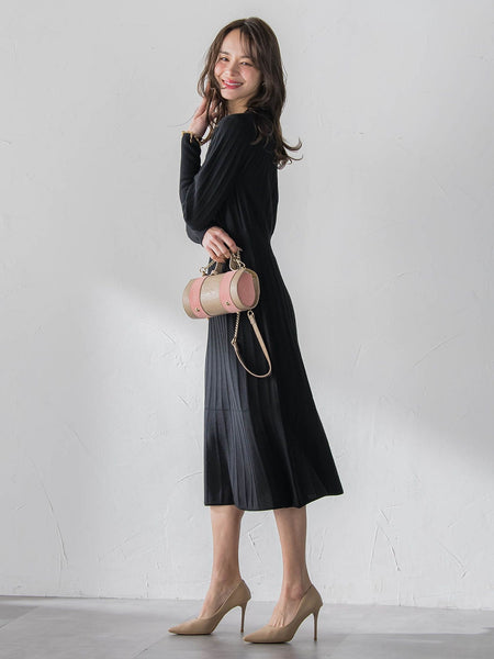 ニットワンピース