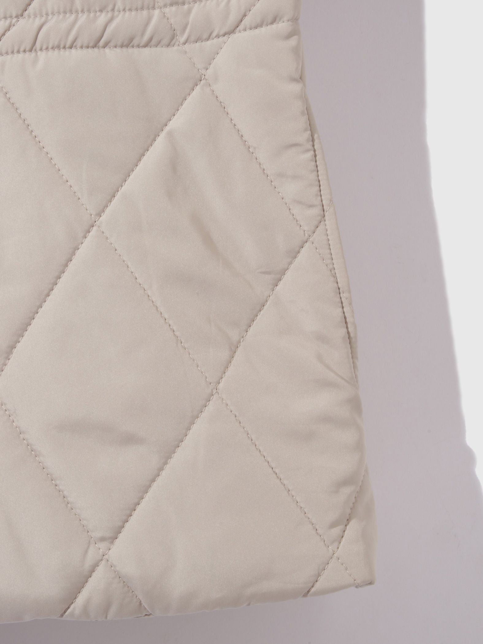 ダイヤキルティングダンボールブルゾン