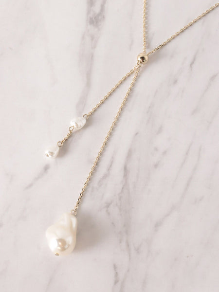 パールラリエットネックレス