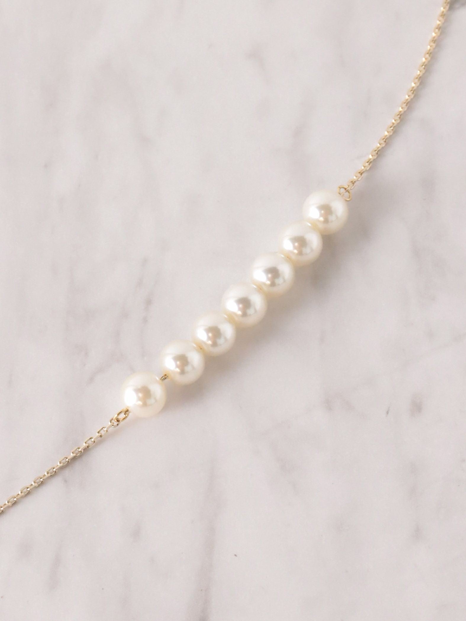 パールラリエットネックレス