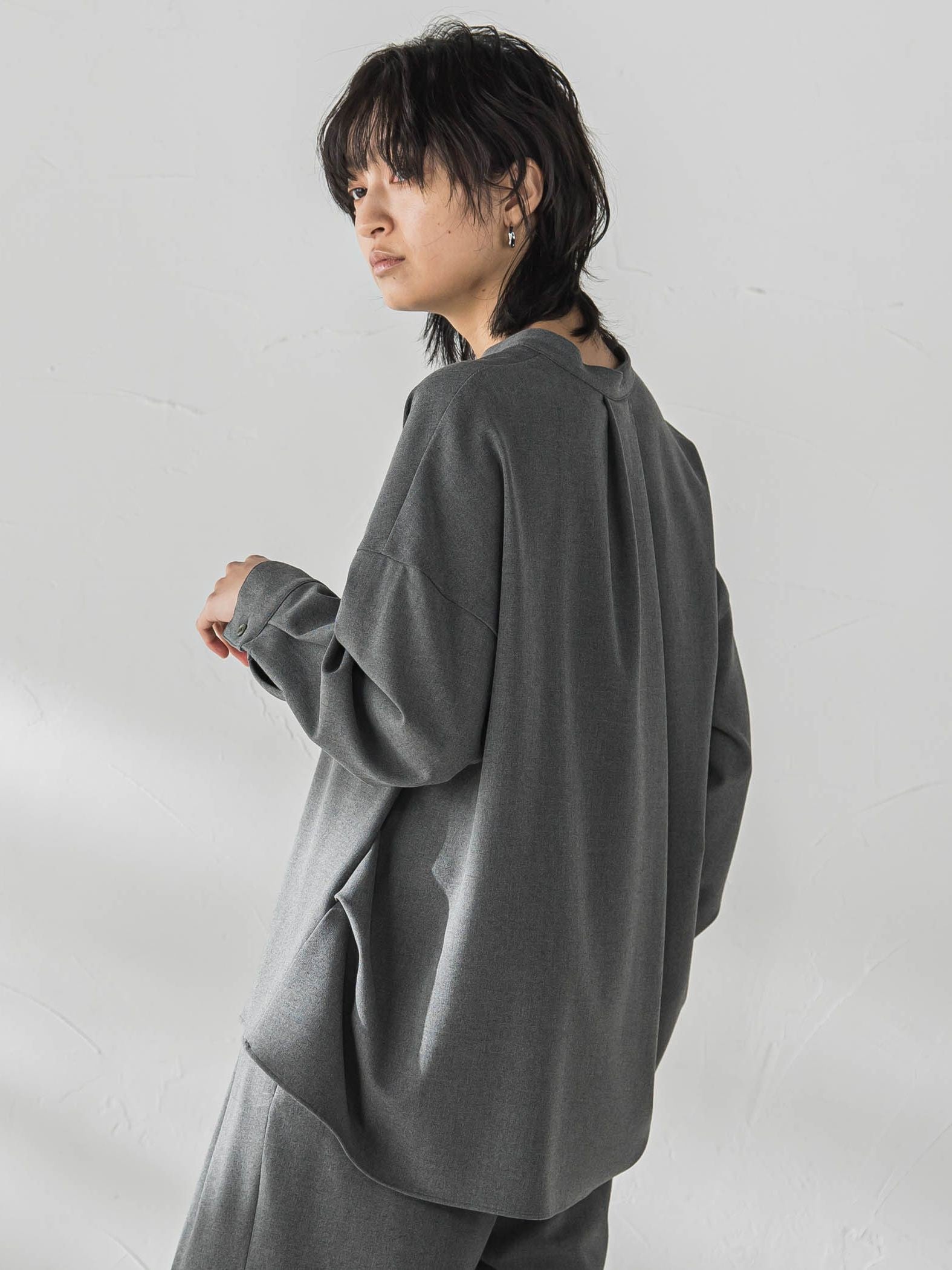 【新色追加】サーモサキソニーバックタックスキッパーブラウス≪洗濯機で洗える≫