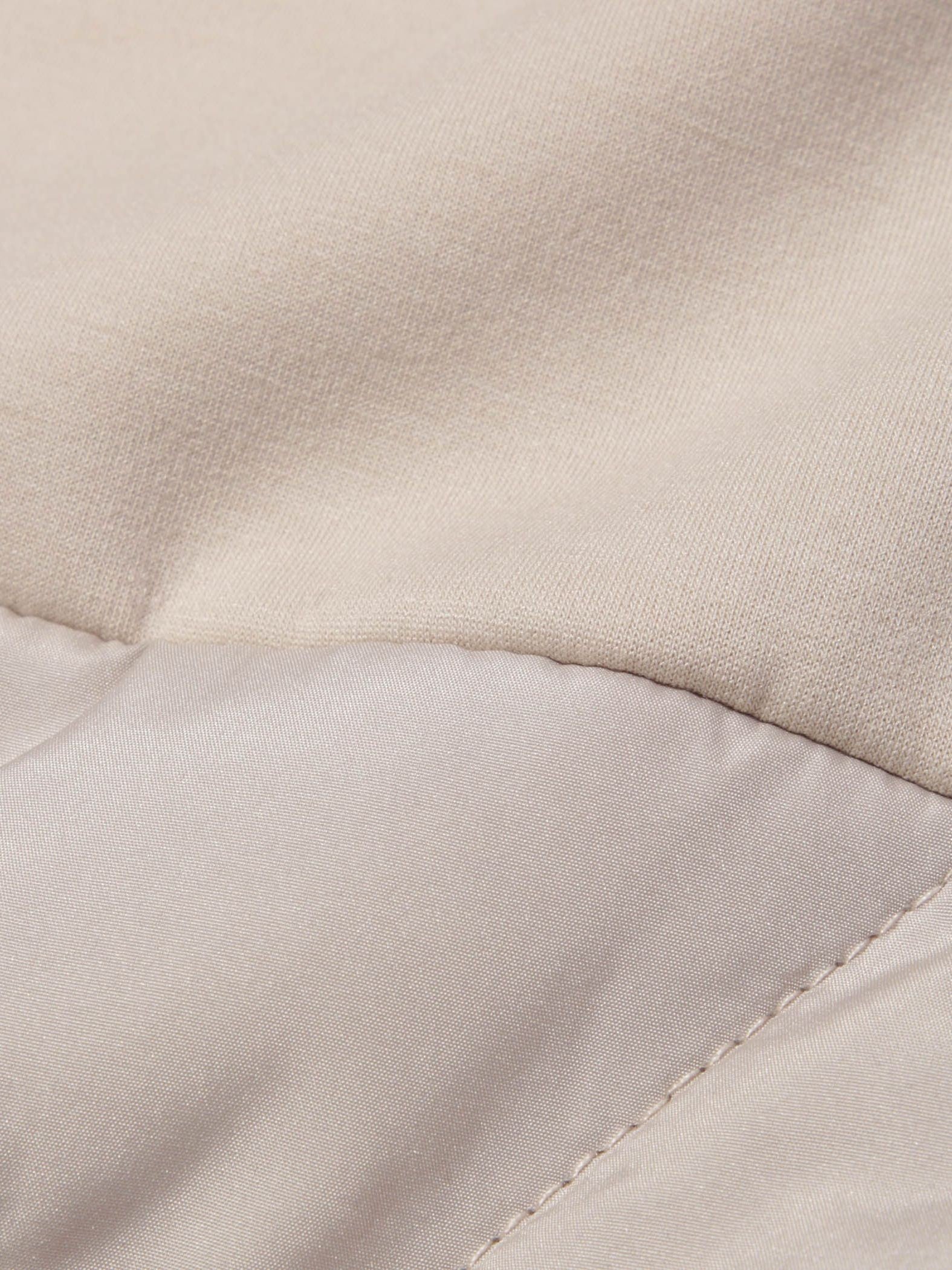 ダイヤキルティングダンボールブルゾン