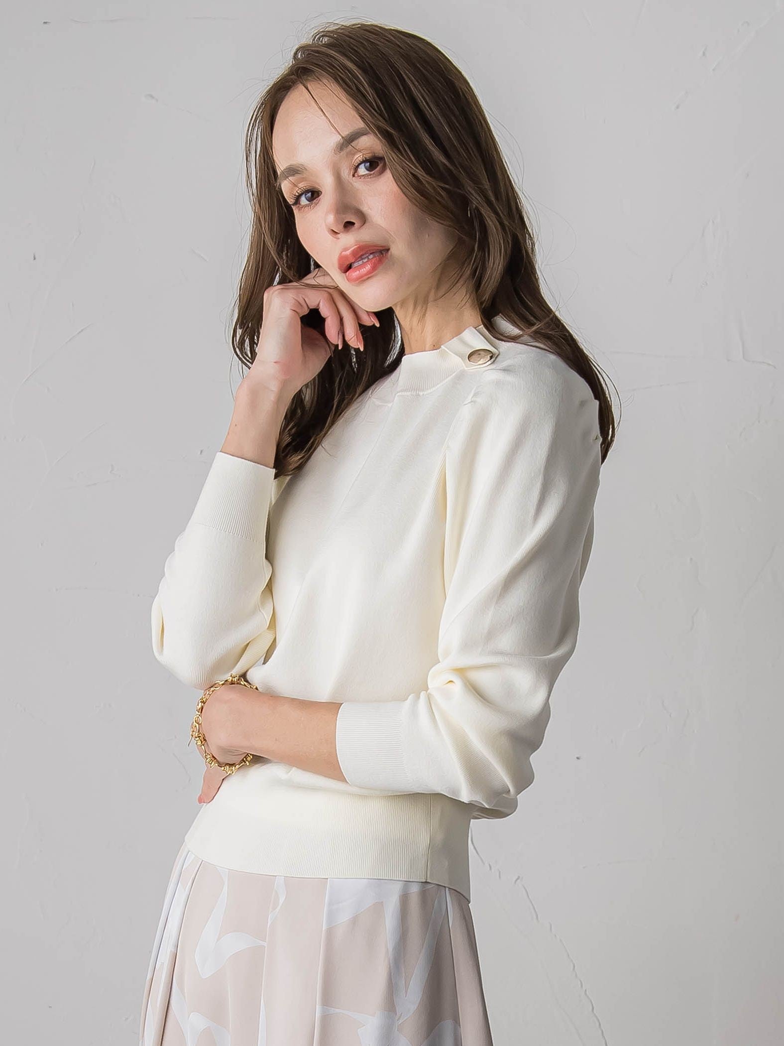 トゥシューズスカーフ付きニット