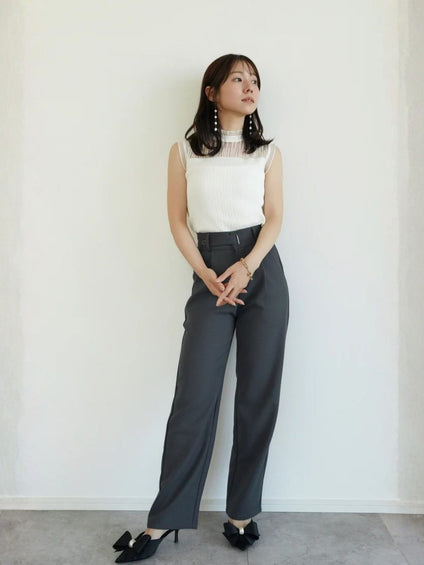 ベルトデザインストレートパンツ