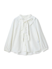 バックサテンブラウス