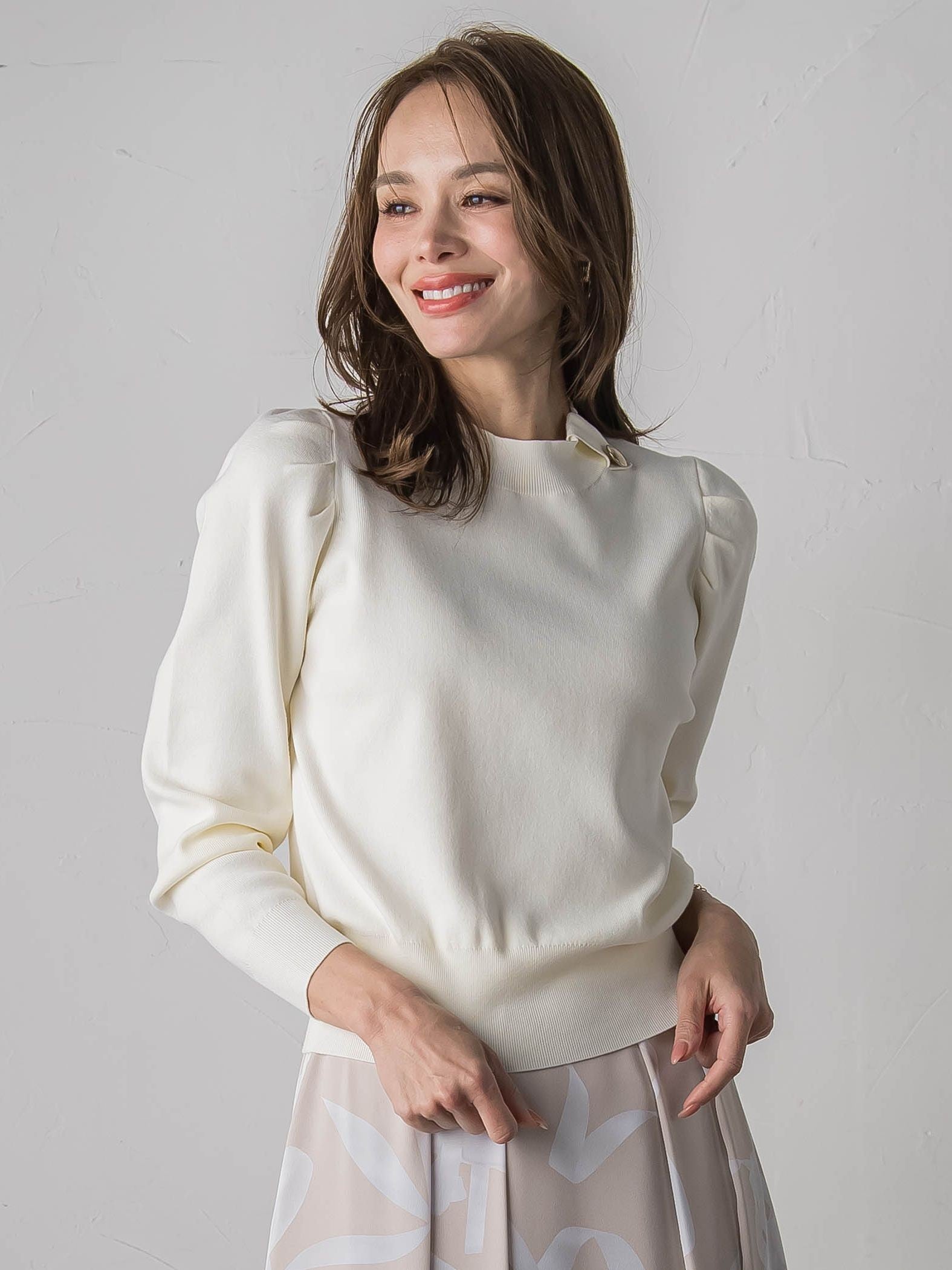 トゥシューズスカーフ付きニット