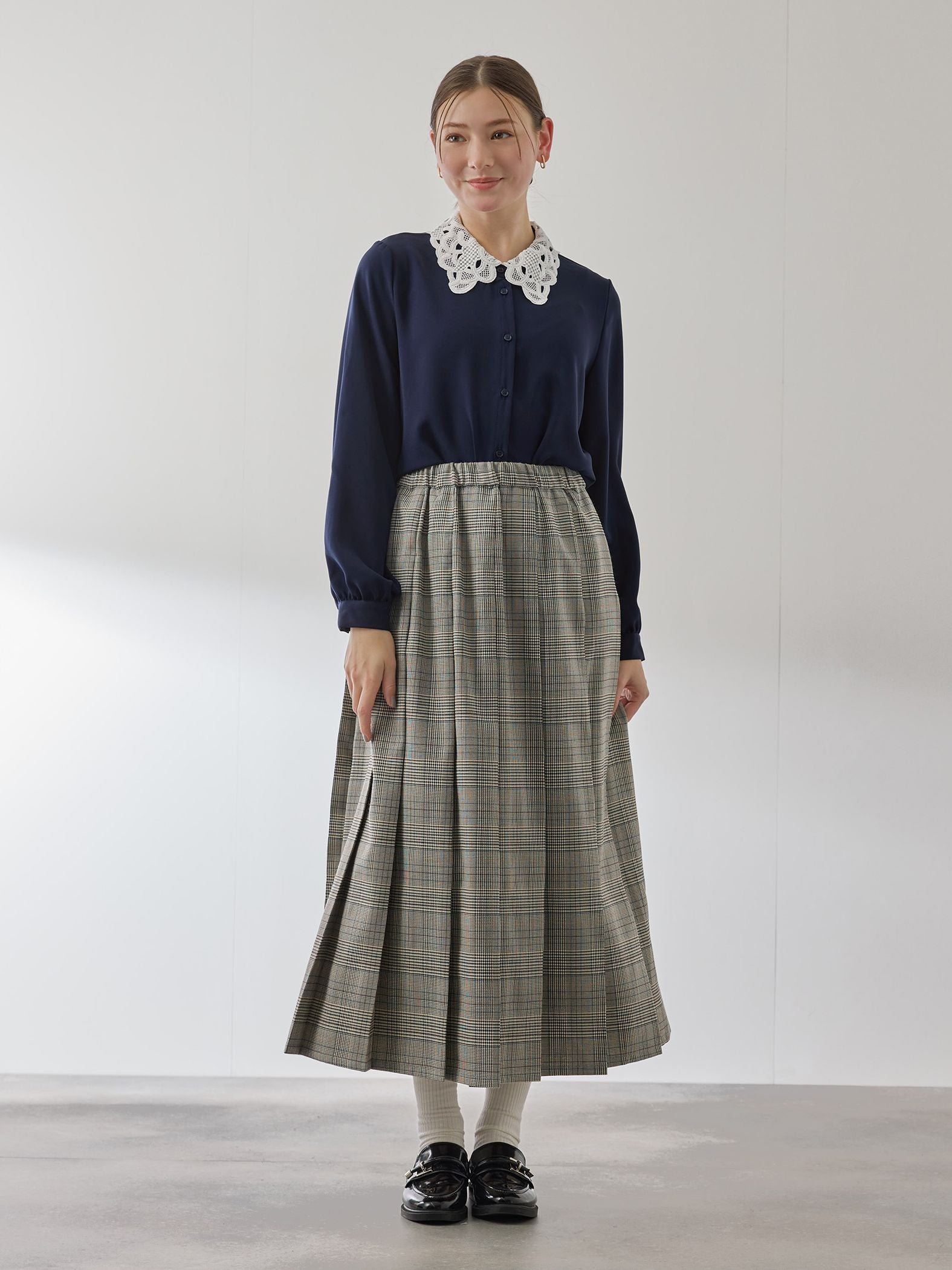 モスクレープレースカラーブラウス