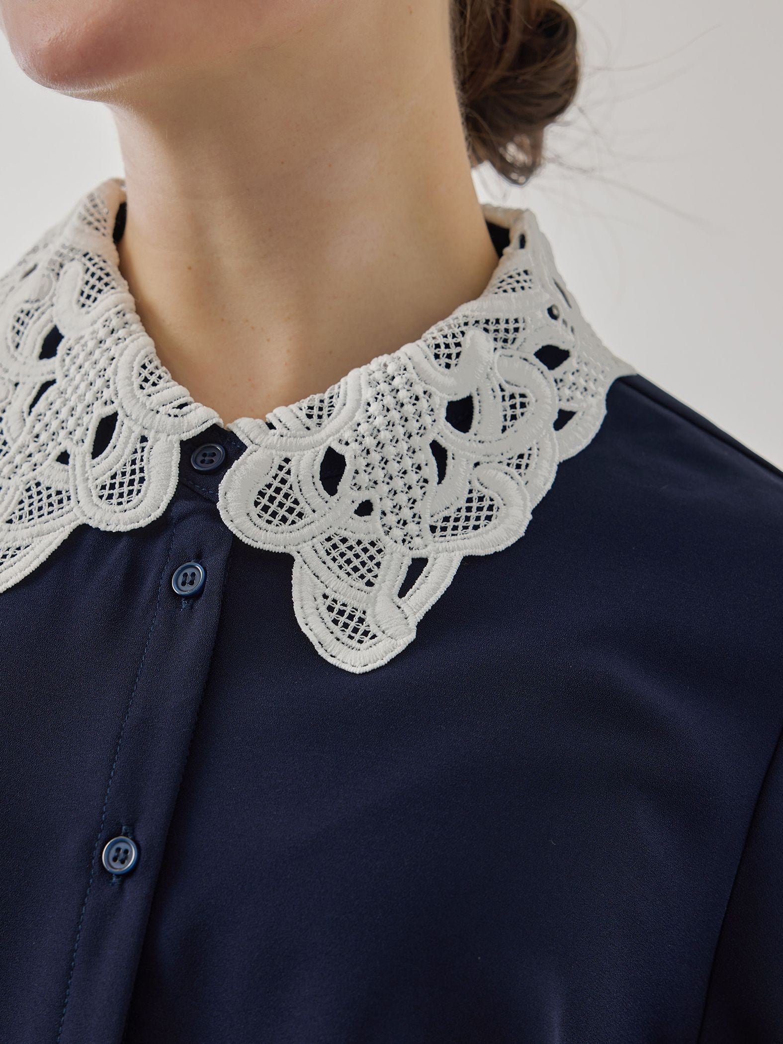 モスクレープレースカラーブラウス