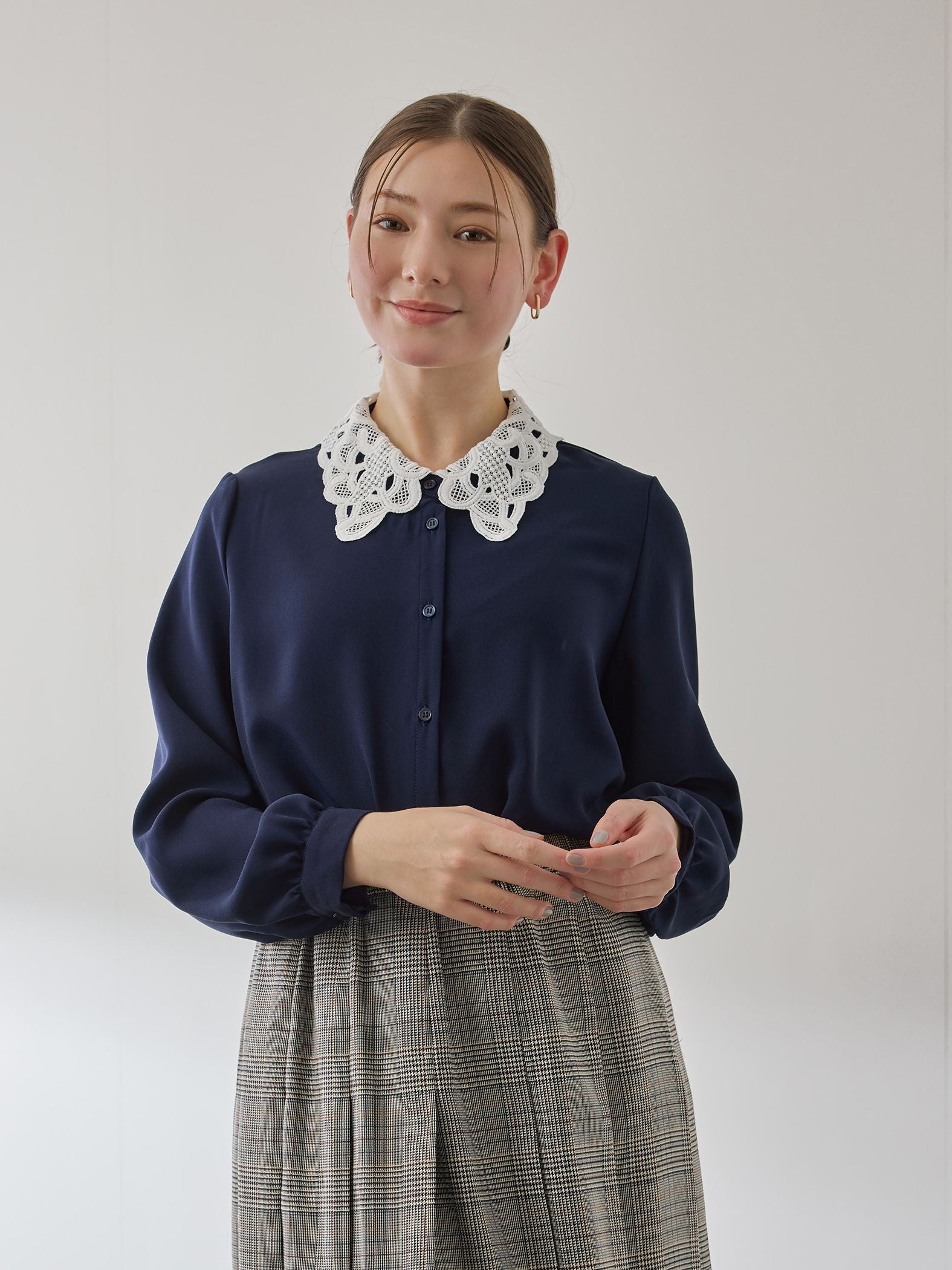 モスクレープレースカラーブラウス