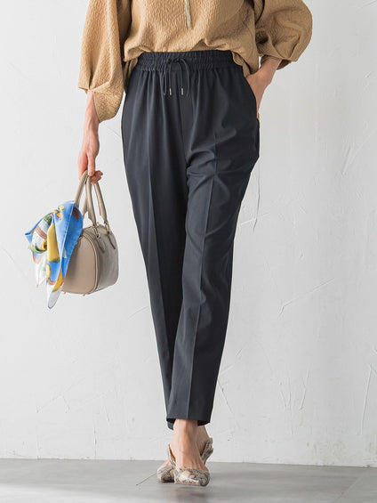 【WEB限定】【待望の再登場！】Active Beautyテーパードパンツ≪13号あり/洗濯機で洗える≫