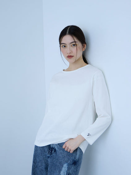 【シーズンレス】袖刺繍コットンプルオーバー