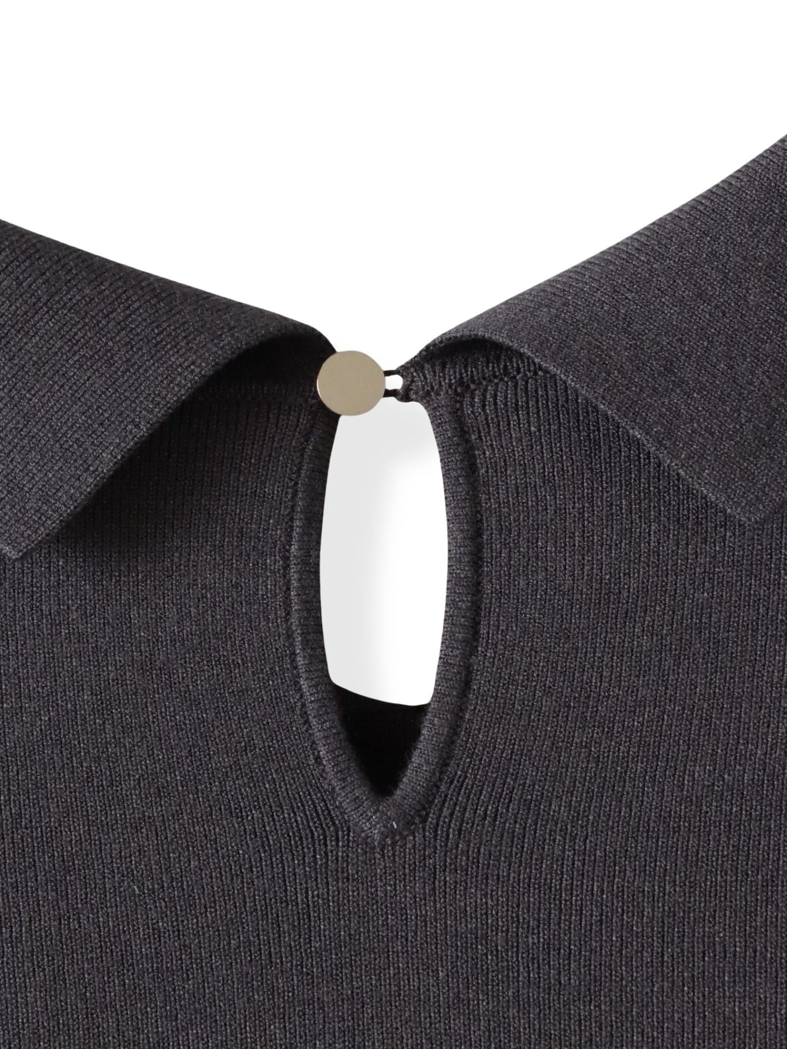 【新色追加】襟ビジューニット