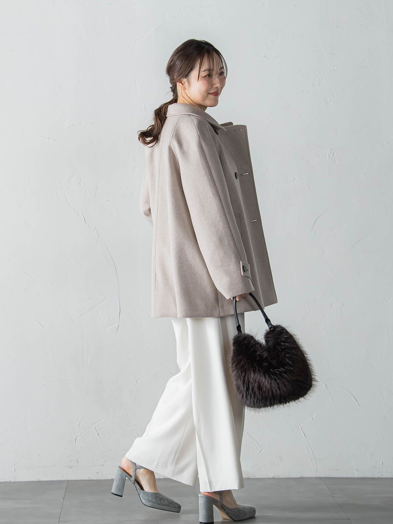 カシミヤコンライトリバーショートコート