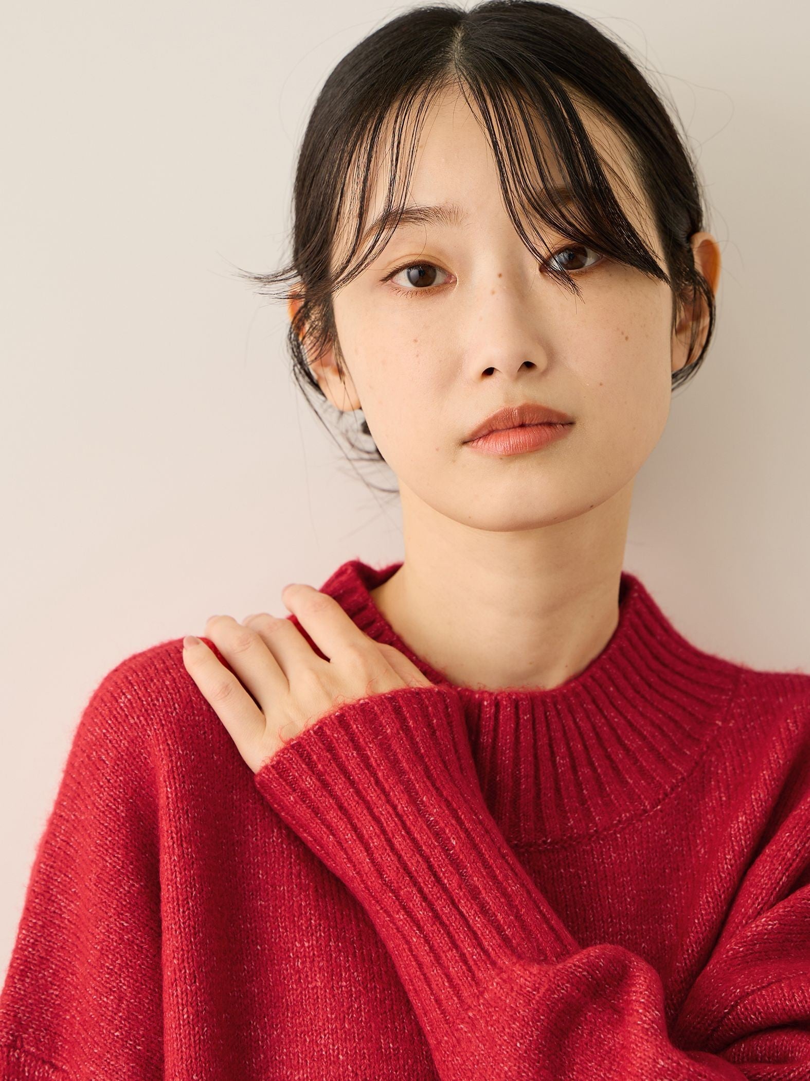 ヤクライクモックネックニットプルオーバー