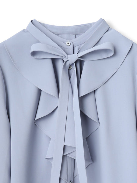 バックサテンブラウス