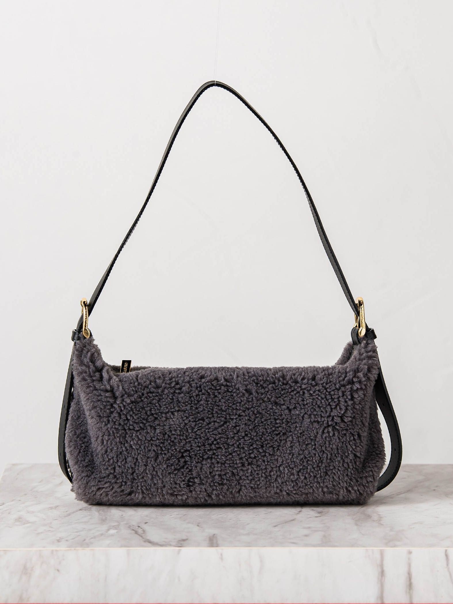 【VIOLAd'ORO】ボアショルダーバッグ ELMO/V-8926