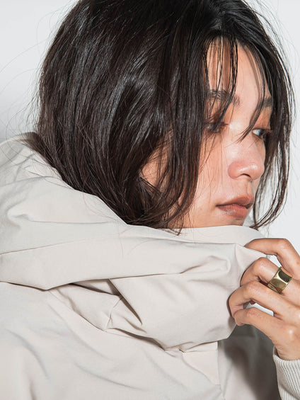 袖口リブシームレスダウンジャケット