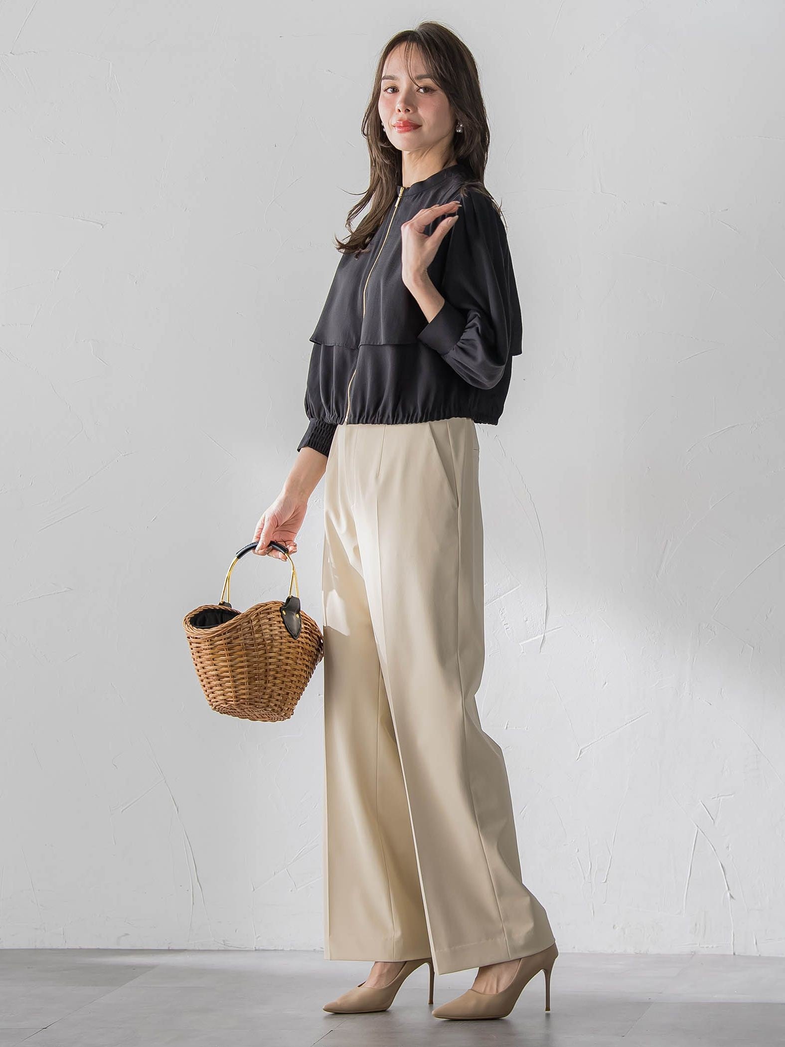 美シルエットワイドパンツ